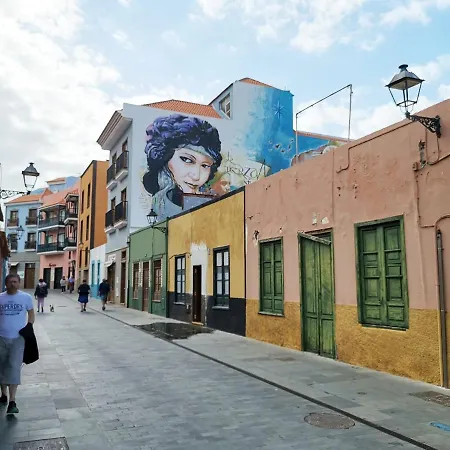 Home2book Beachfront Canarian Style Balcony House Apartmán Puerto de la Cruz (Tenerife)